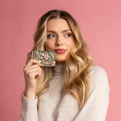 Willow Essentials Only Cash & Card Wallet