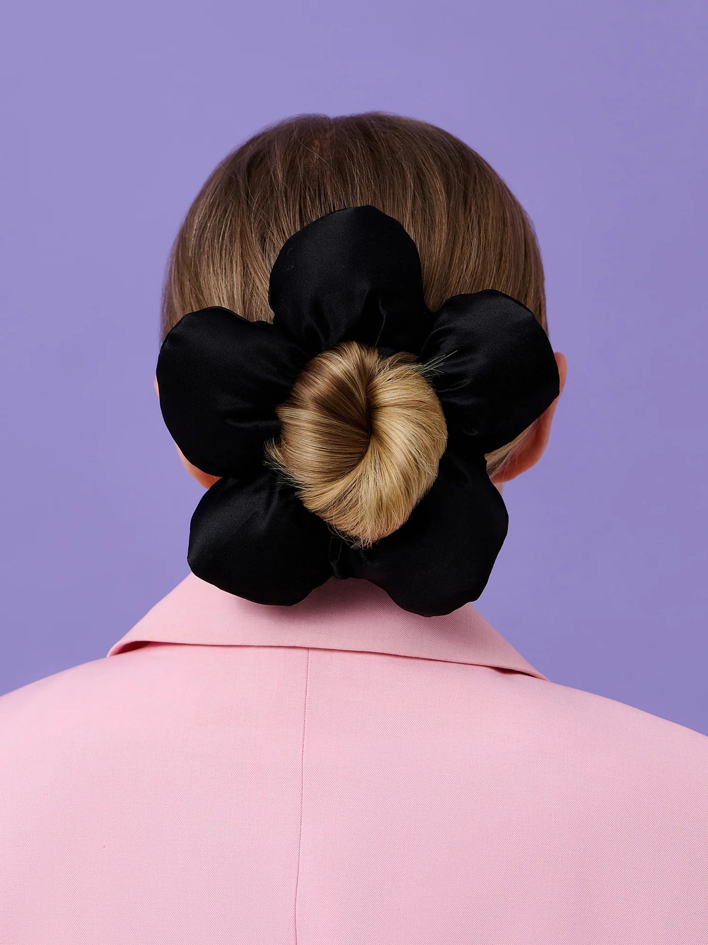 Scoops Flower Scrunchie 2-Pack, Black & Beige